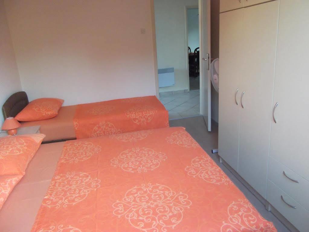 Apartment Tina Задар Экстерьер фото